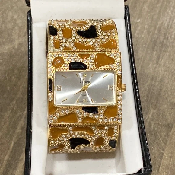 Vivani | Accessories | Vivani Quartz Animal Bling Print  display picture 2